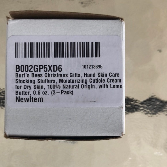 Burt's Bees Valentines Day Gifts, Hand Skin Care, Moisturizing Cuticle Cream3-Pa - Picture 4 of 5